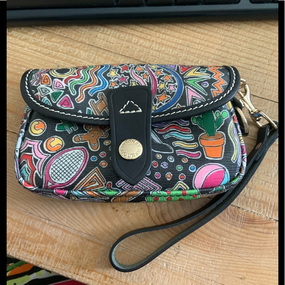 Dooney & Bourke wristlet